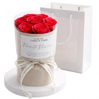 ECARLA bukiet zapachowych kwiatów w pudełku czerwone ROŻE BUK27CZE