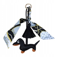 ECARLA brelok do kluczy skórzany JAMNIK z frędzlami Czarny BRL374CZ