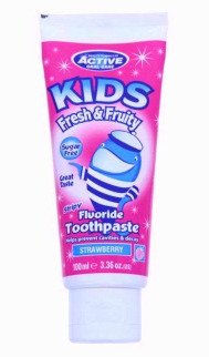 BEAUTY FORMULAS  Kids Fresh&Fruity pasta do zębów dla dzieci Strawberry 100ml